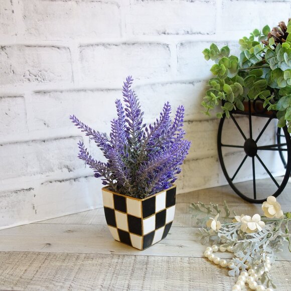 Checked Flower Pot Black and White Check Courtly Style Decor Buffalo Check Plant - Picture 7 of 7